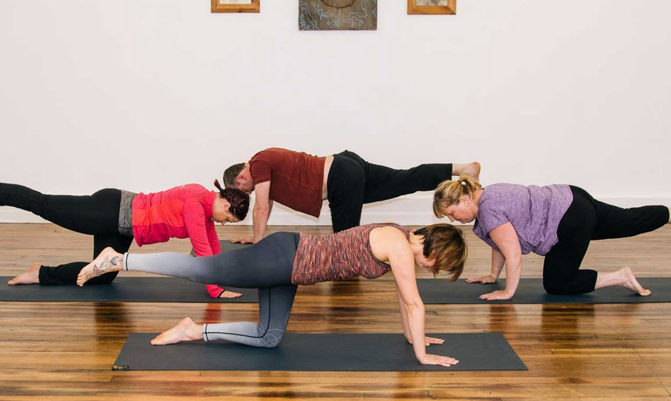Ở lớp học Yoga, bạn sẽ thực hành những gì?